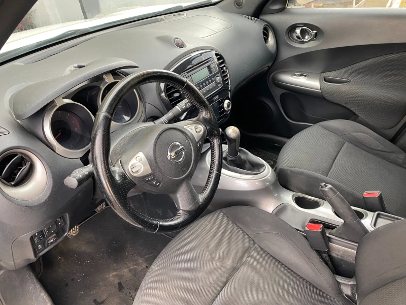 Nissan Juke, снимка 8 - Автомобили и джипове - 48334738