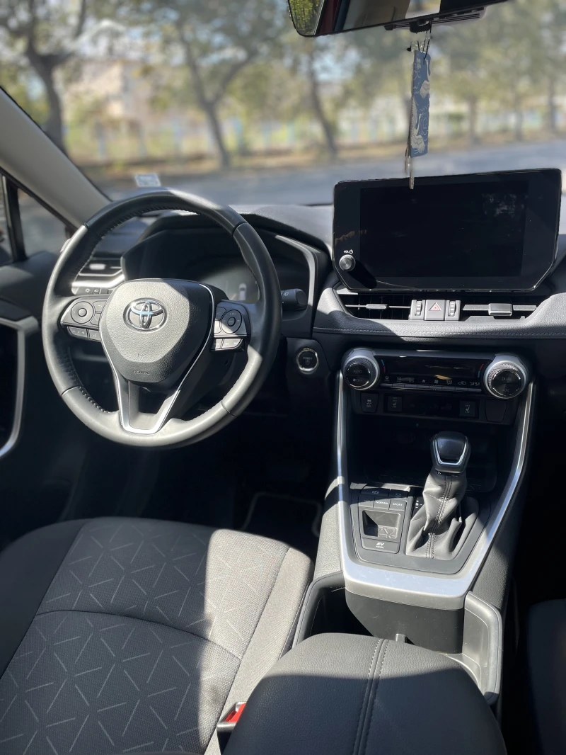 Toyota Rav4 2.5 Hybrid Team D, снимка 9 - Автомобили и джипове - 52192065