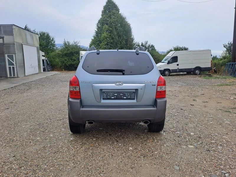 Hyundai Tucson 2.7, снимка 6 - Автомобили и джипове - 52439410