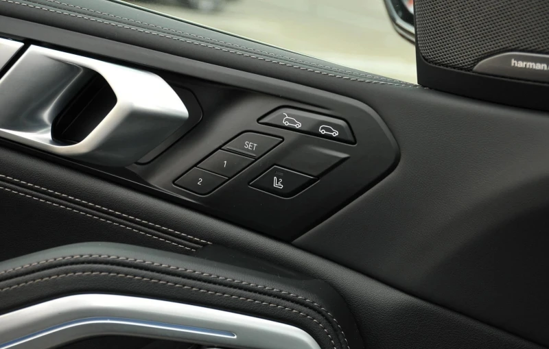 BMW X6 30d xDrive M-Sport, снимка 10 - Автомобили и джипове - 53369399