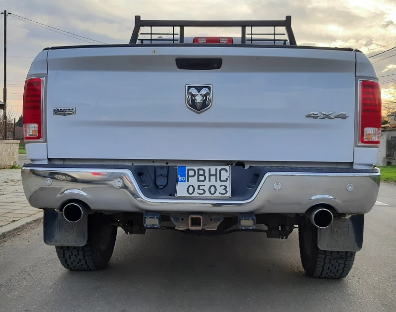 Dodge RAM 1500 LARAMIE CREW CAB, снимка 4 - Автомобили и джипове - 53417469