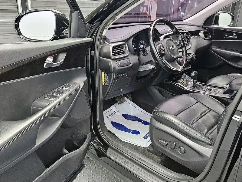 Kia Sorento 2.0 2Wd Noblesse, снимка 11 - Автомобили и джипове - 55690283