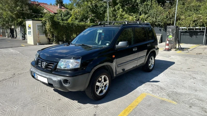 Nissan X-trail Джип