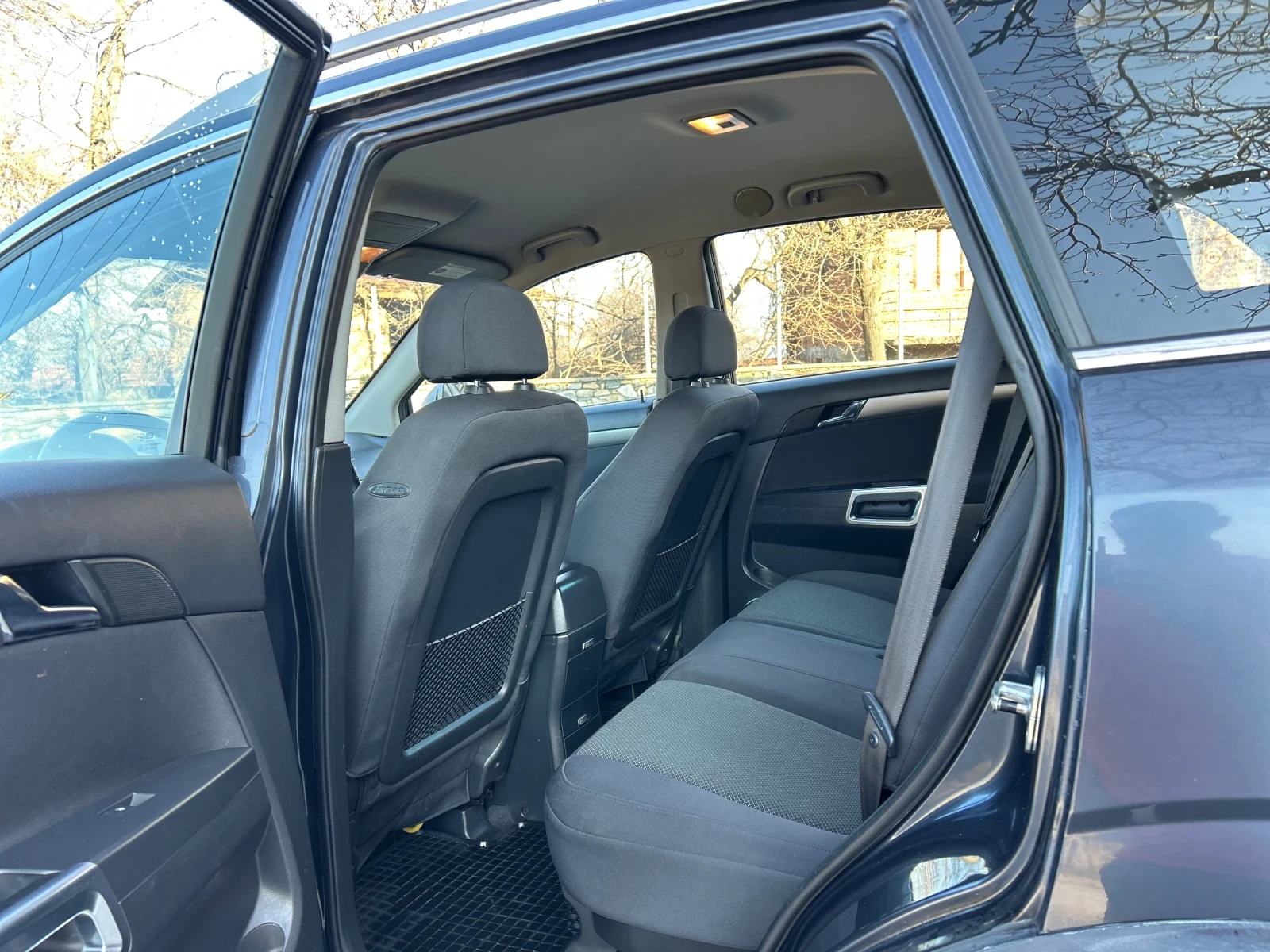 Opel Antara 2.0CDTi 150к.с. 4х4* ПОДГРЕВ* ДВА КЛЮЧА* , снимка 9 - Автомобили и джипове - 53775197