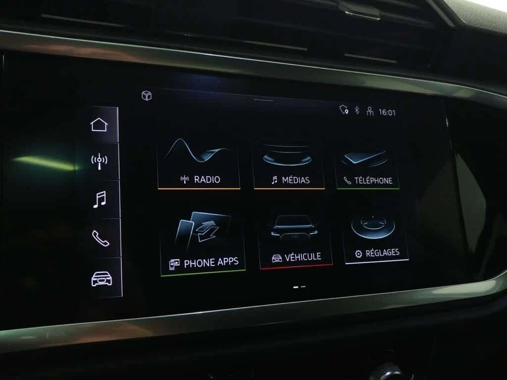 Audi Q3 * KOMFORT QUATTRO TOIT PANO| CARPLAY| CAMERA * CAR, снимка 12 - Автомобили и джипове - 53873043