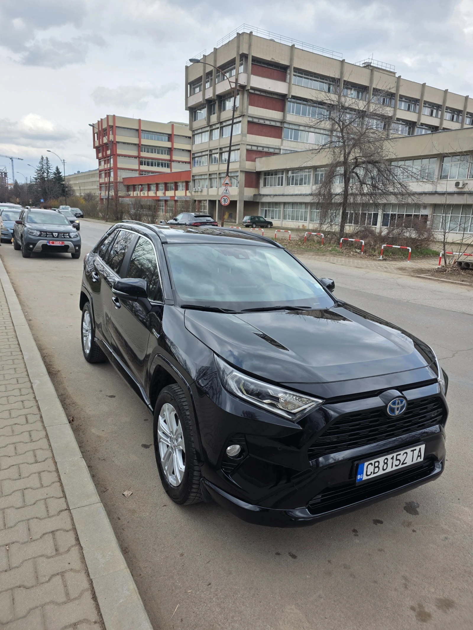 Toyota Rav4 Black Edition, снимка 6 - Автомобили и джипове - 53927876