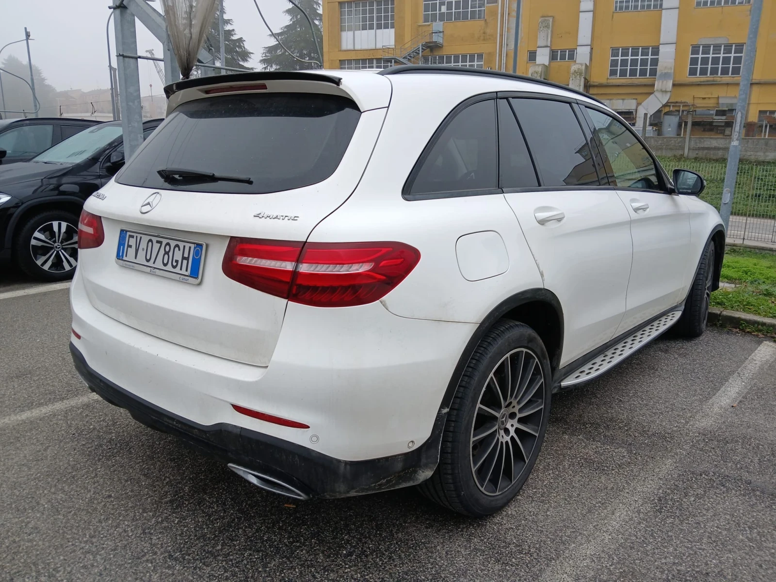 Mercedes-Benz GLC 220, снимка 3 - Автомобили и джипове - 54355781