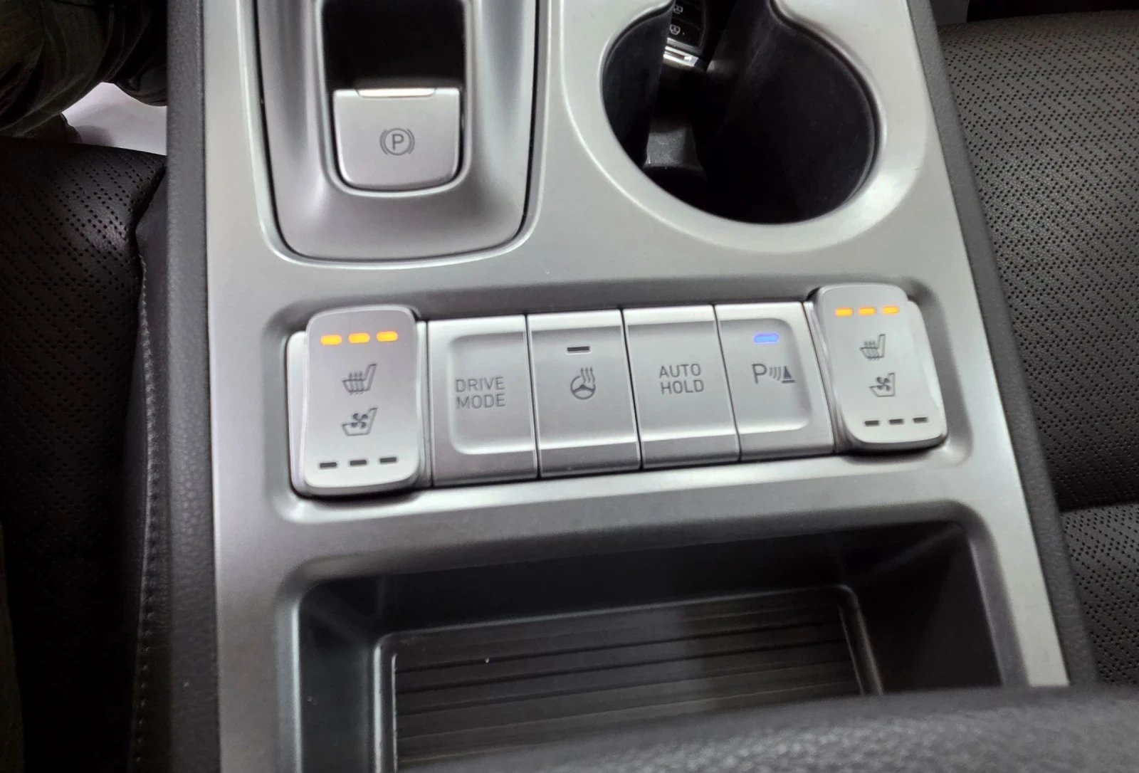 Hyundai Kona 64KWh/Premium/SOH100%, снимка 11 - Автомобили и джипове - 54549131
