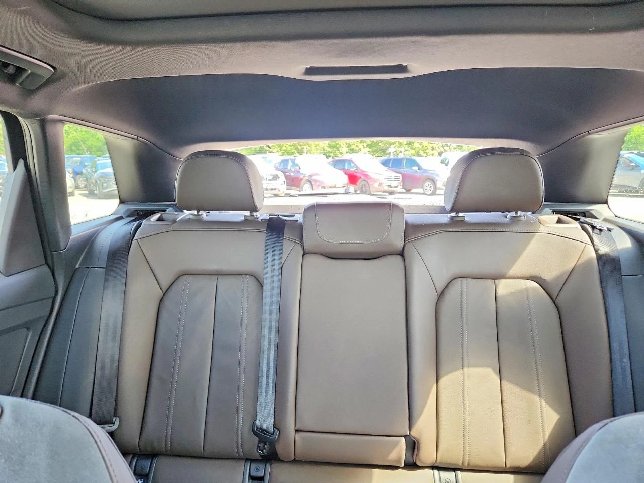 Audi Q4 E-TRON PREMIUM QUATTRO , снимка 10 - Автомобили и джипове - 54881421