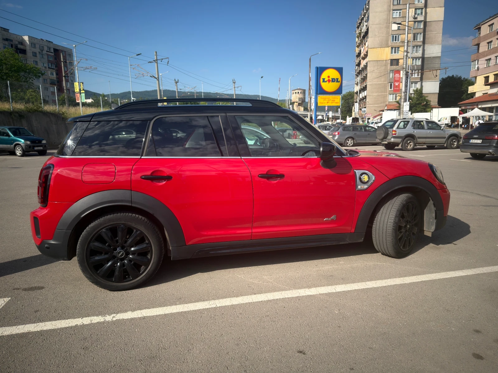 Mini Countryman SE, снимка 8 - Автомобили и джипове - 54970576
