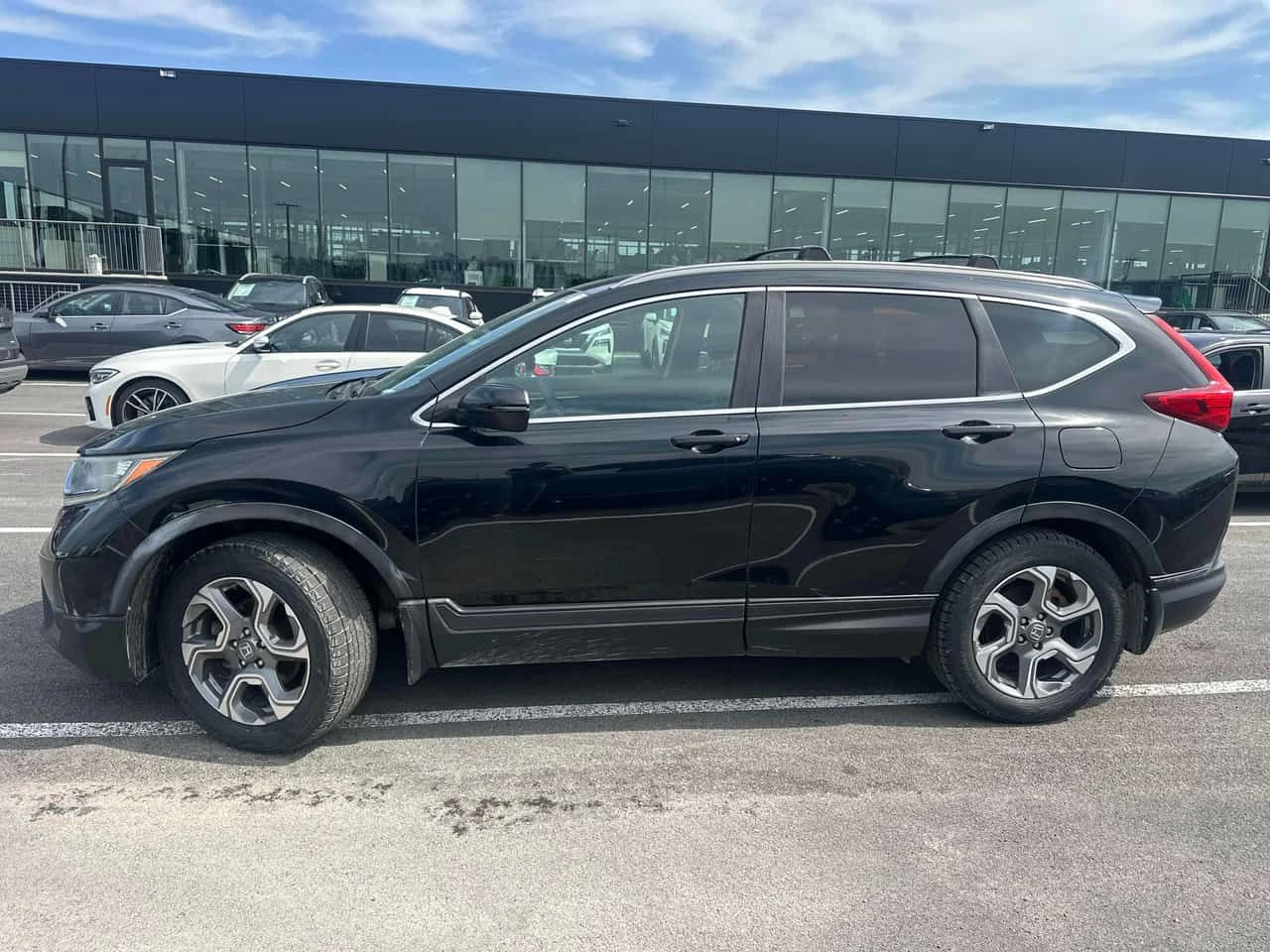 Honda Cr-v * EX * CARFAX * БЕЗ ПЪРВОНАЧАЛНА ВНОСКА, снимка 2 - Автомобили и джипове - 55374944