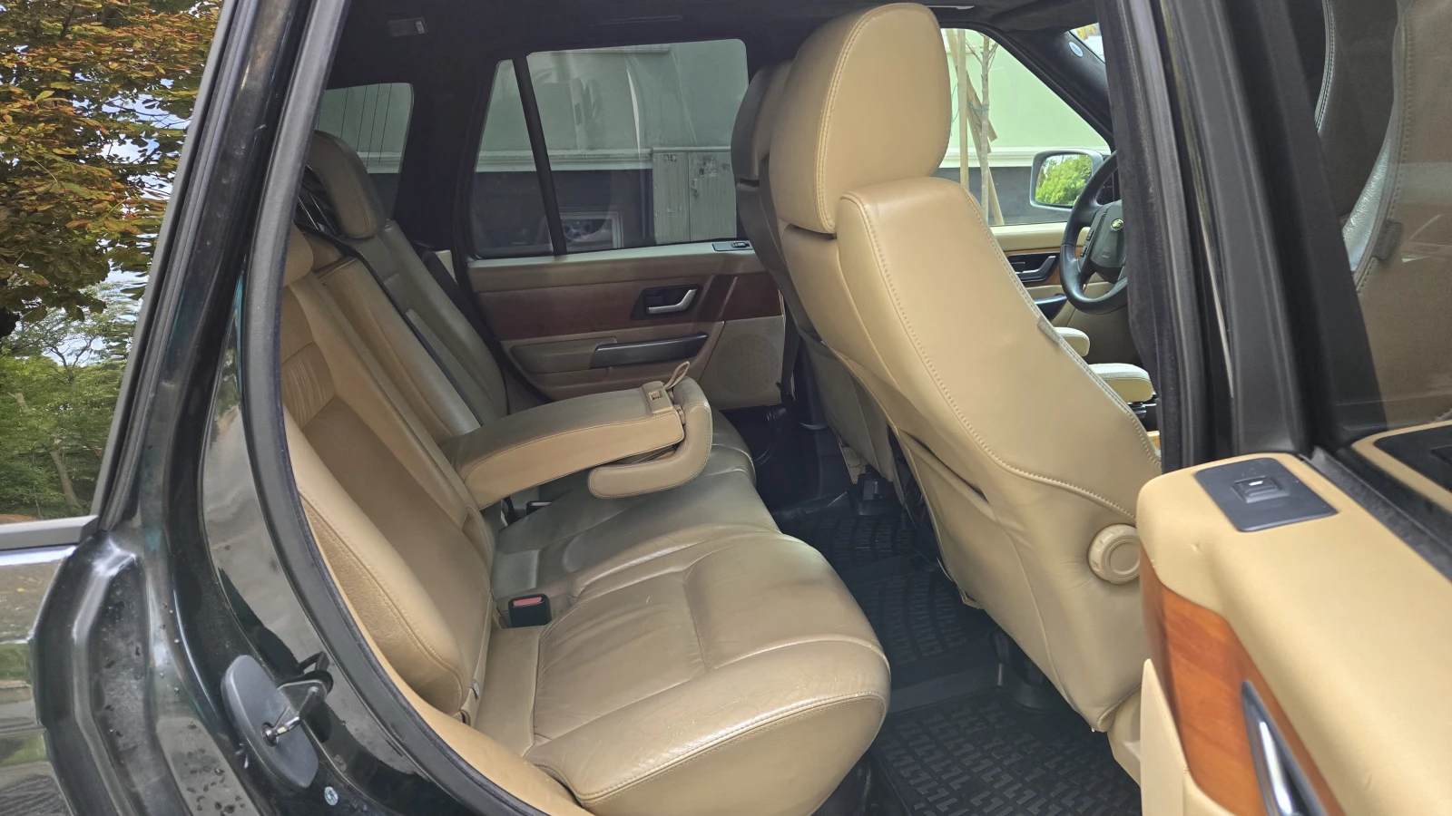 Land Rover Discovery Sport 2700, снимка 7 - Автомобили и джипове - 55703801