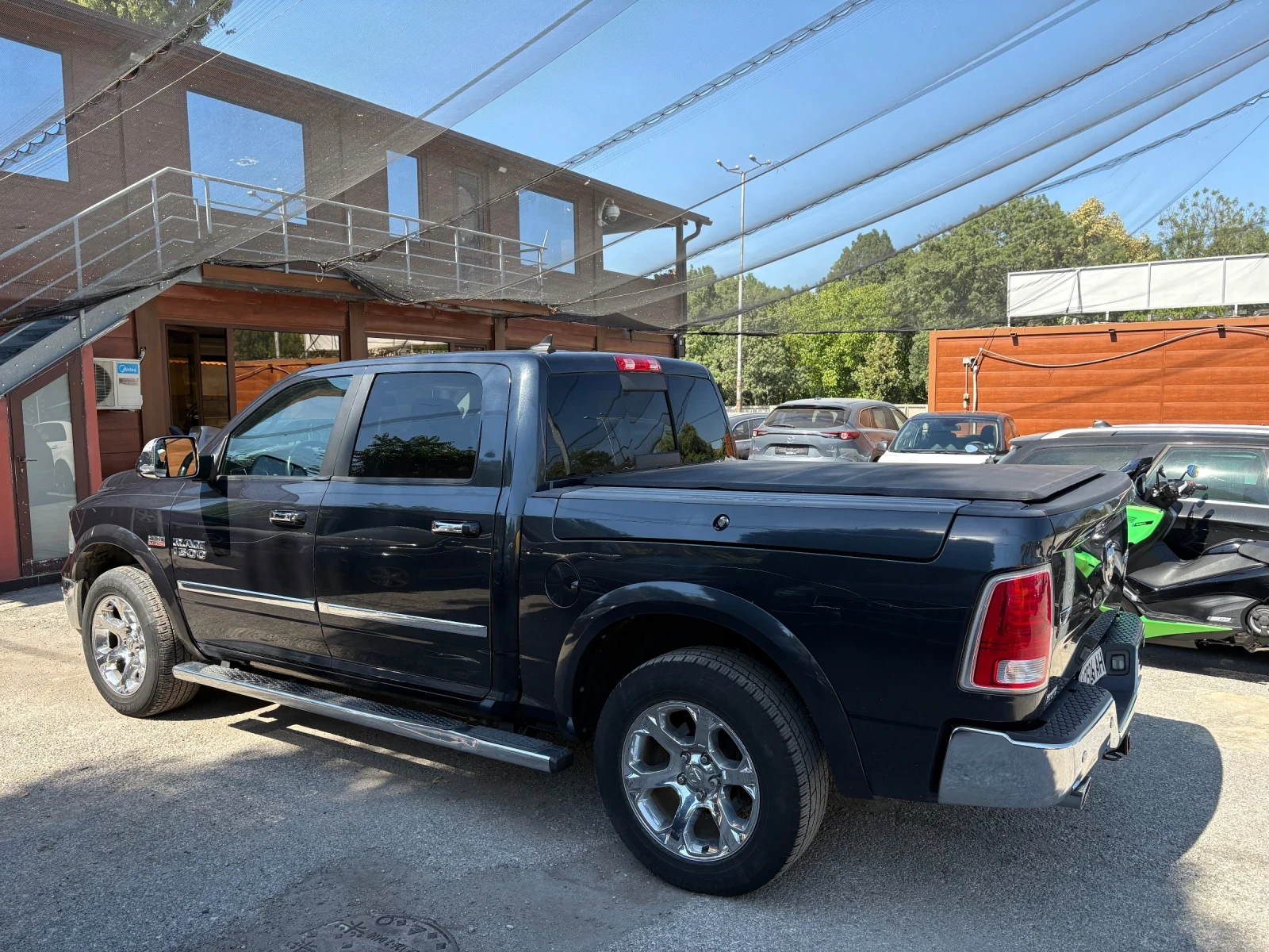 Dodge RAM 1500 5.7 Hemi Latami keyless , снимка 7 - Автомобили и джипове - 55740724