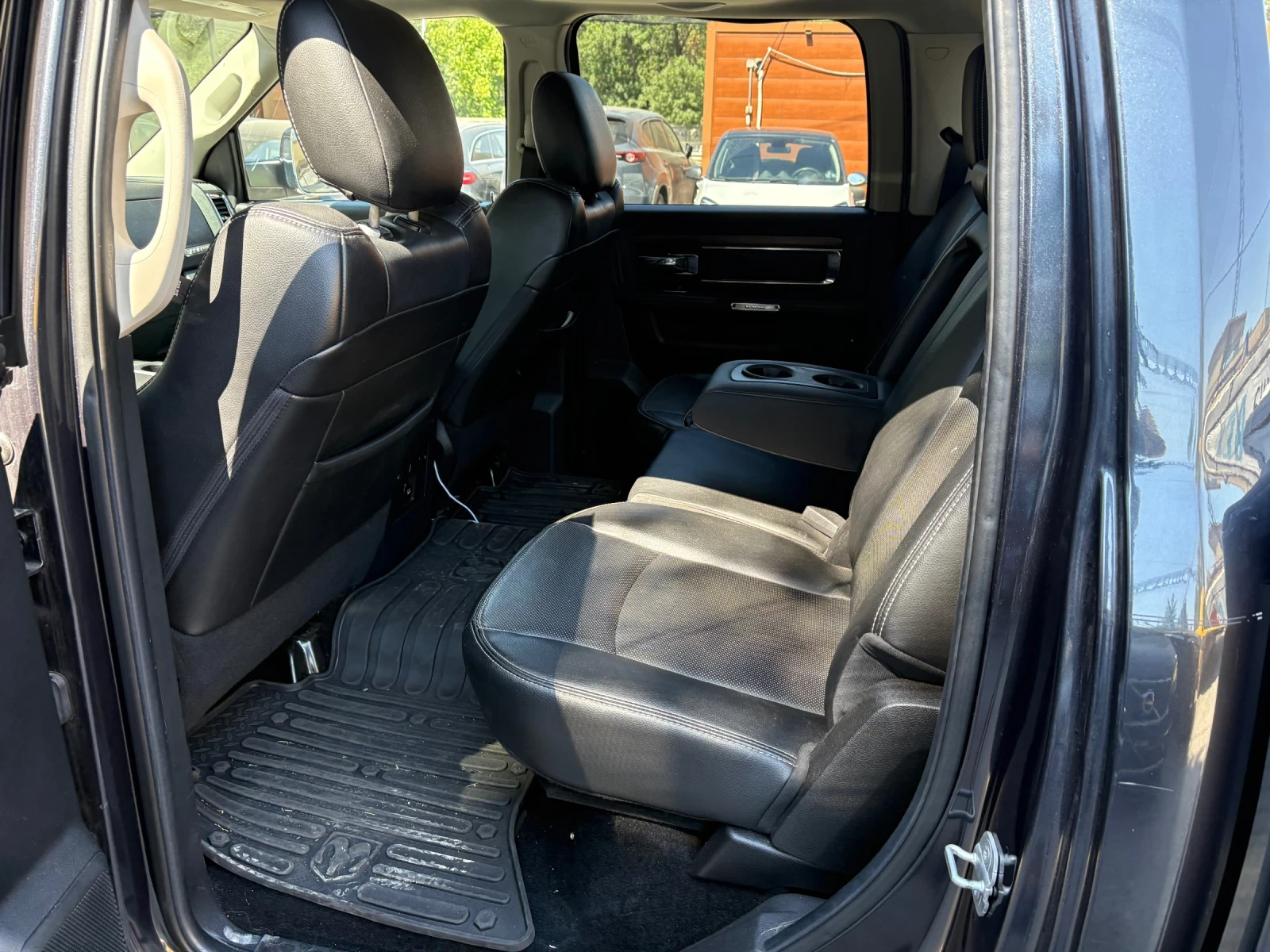 Dodge RAM 1500 5.7 Hemi Latami keyless , снимка 15 - Автомобили и джипове - 55740724