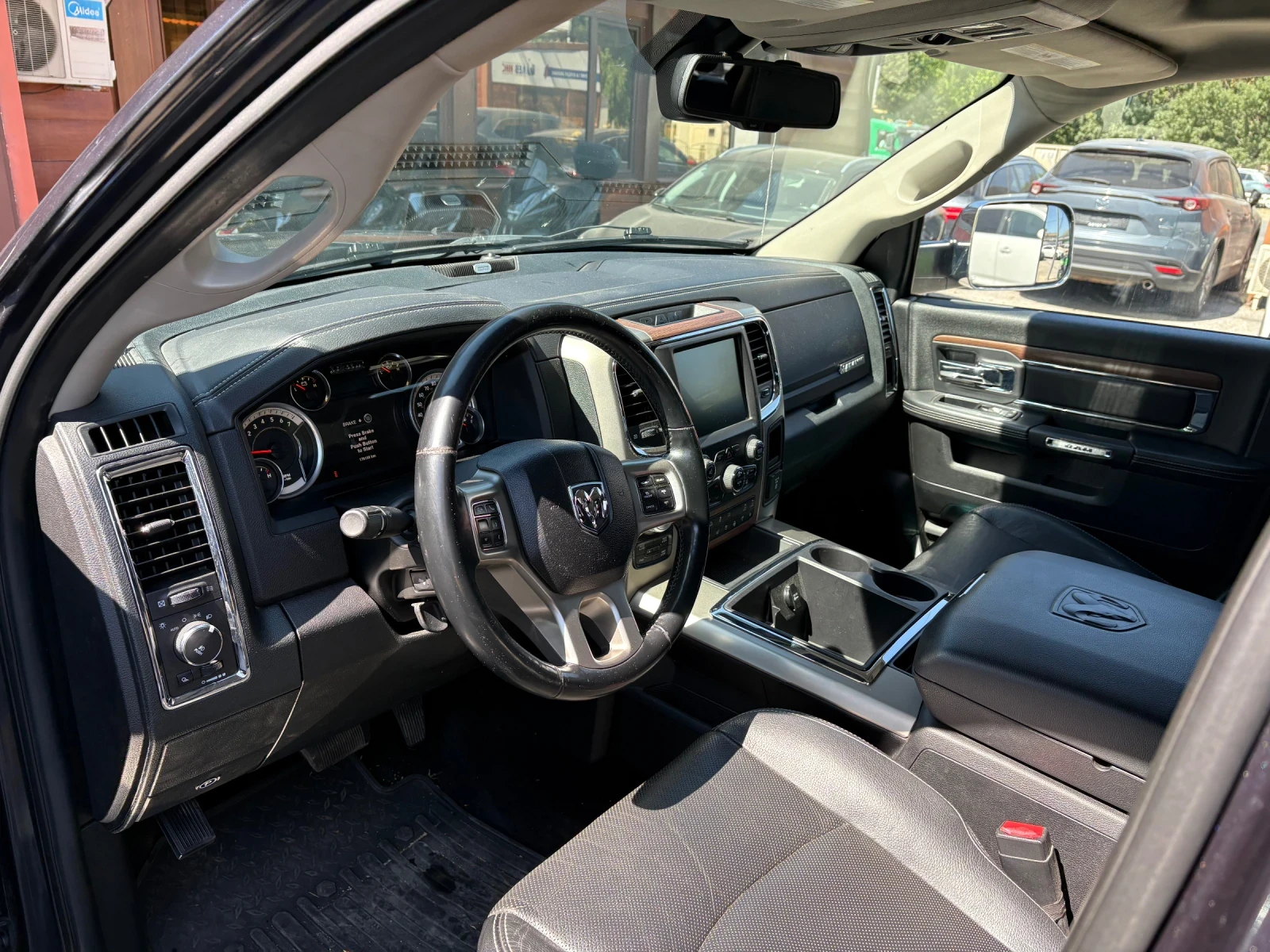 Dodge RAM 1500 5.7 Hemi Latami keyless , снимка 17 - Автомобили и джипове - 55740724