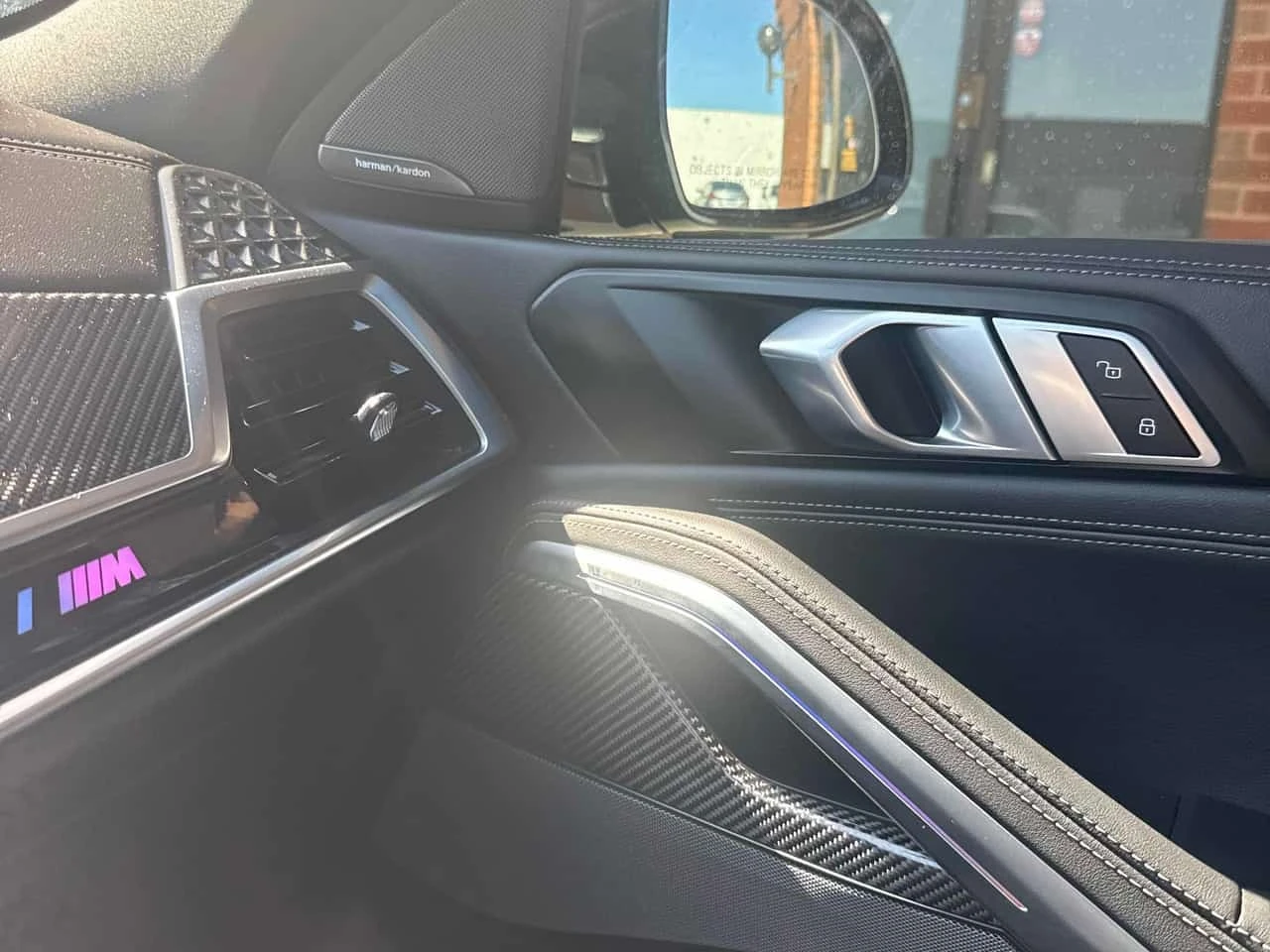 BMW X6 * M60i xDrive * CARFAX * ОПЦИЯ ЗА ФИНАНСИРАНЕ, снимка 11 - Автомобили и джипове - 56194091