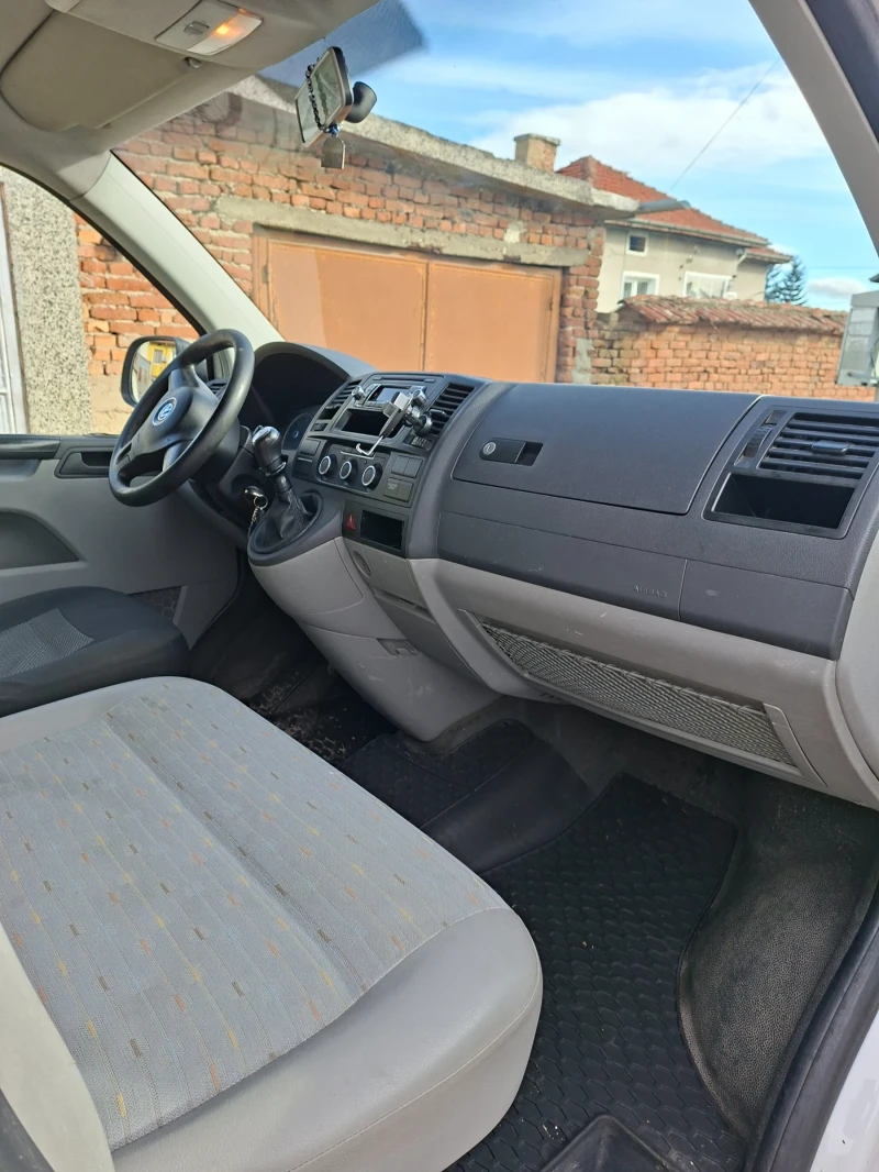 VW T5 Транспортер, снимка 9 - Бусове и автобуси - 52656090