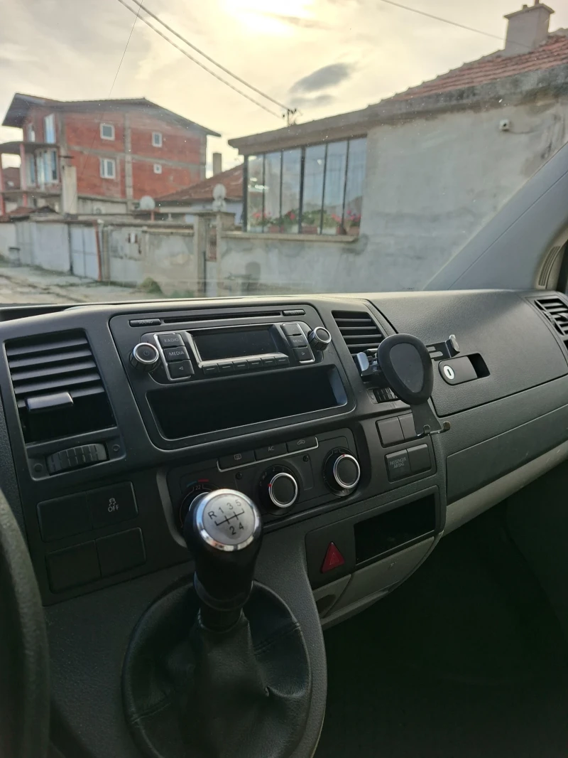 VW T5 Транспортер, снимка 7 - Бусове и автобуси - 52656090