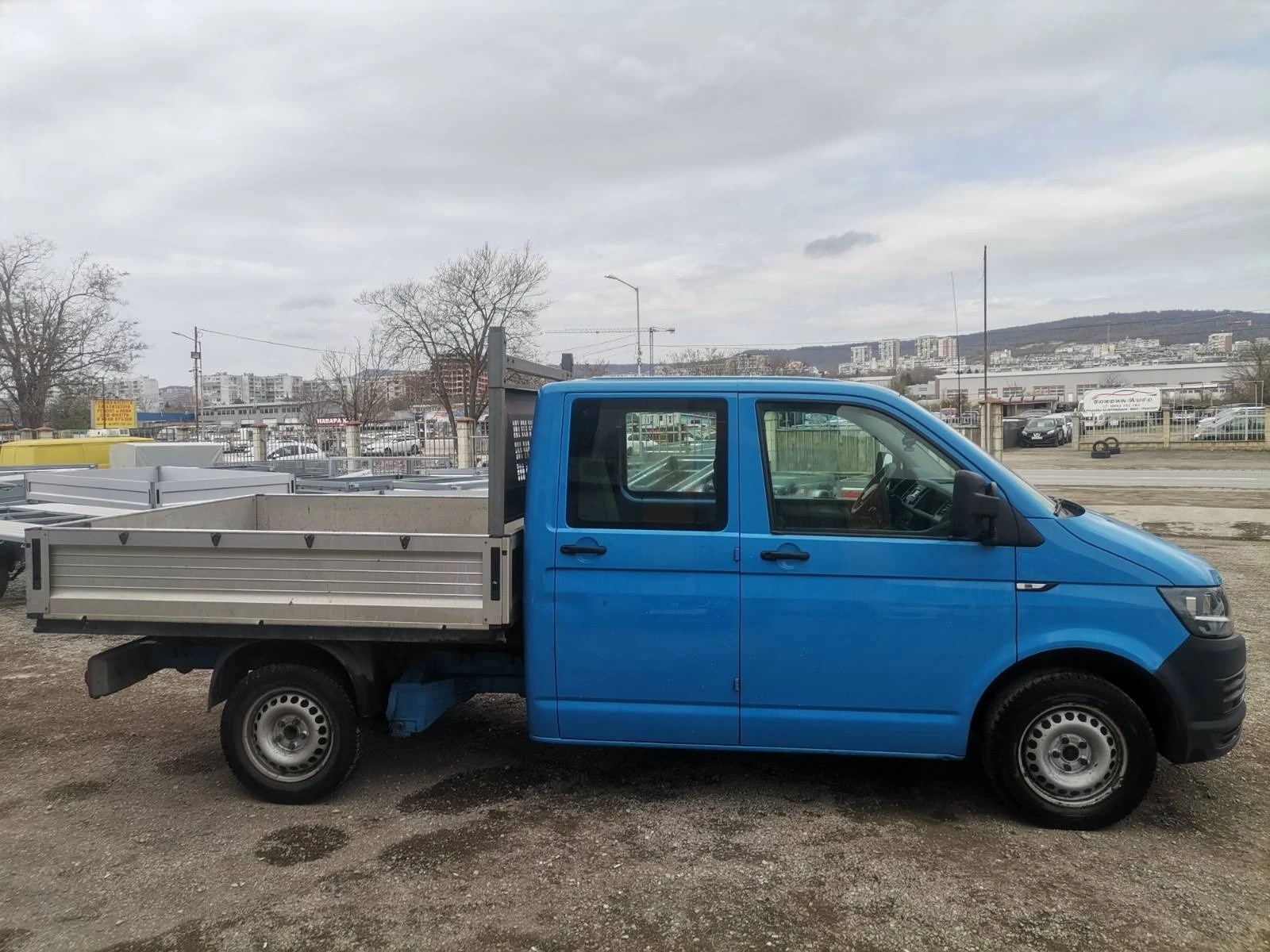 VW Transporter DOKA 2.0TDI - изображение 4