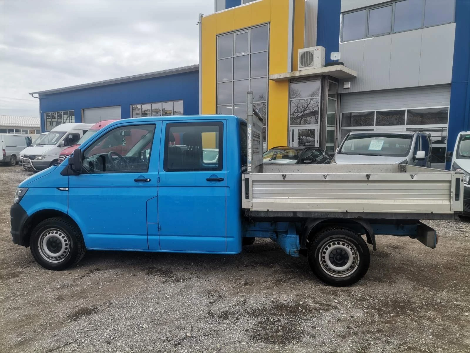 VW Transporter DOKA 2.0TDI - изображение 5