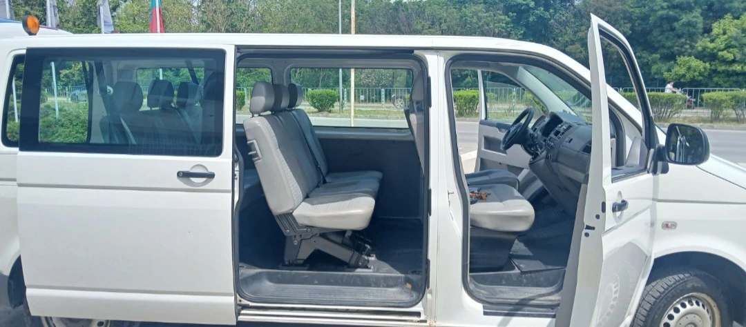 VW T5, снимка 4 - Бусове и автобуси - 54653235
