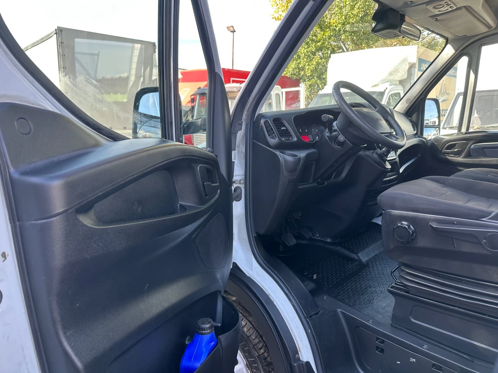 Iveco Daily 35-15, снимка 9 - Бусове и автобуси - 56457654