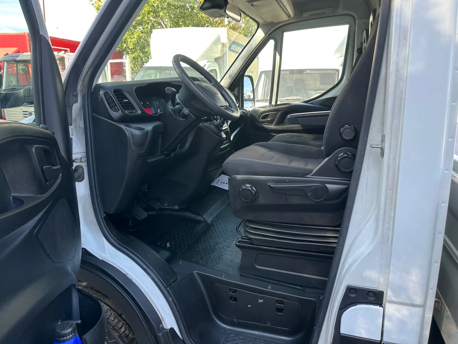 Iveco Daily 35-15, снимка 10 - Бусове и автобуси - 56457654