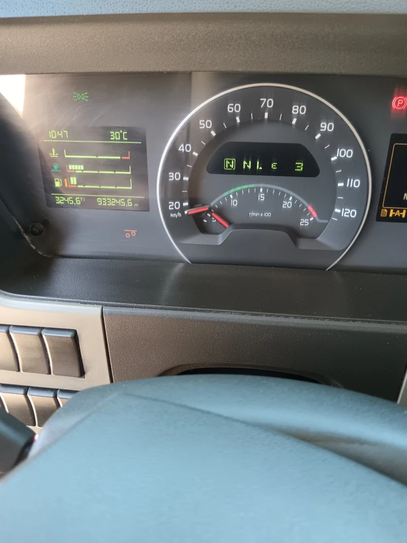 Volvo Fm12 ЗЪРНОВОЗ , снимка 8 - Камиони - 50486107