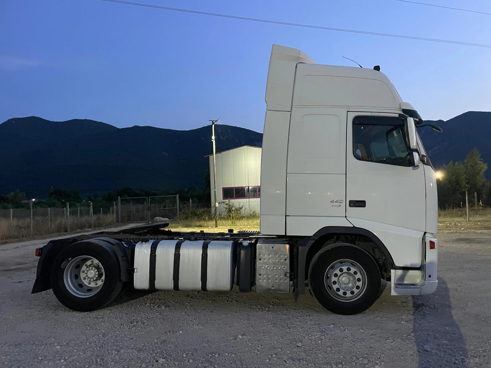 Volvo Fh 13-440-EVRO5 - изображение 4