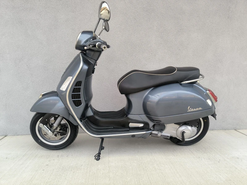 Vespa GTS 300ie, ABS/ASR, 2017, Нов внос Италия , снимка 6 - Мотоциклети и мототехника - 48604508