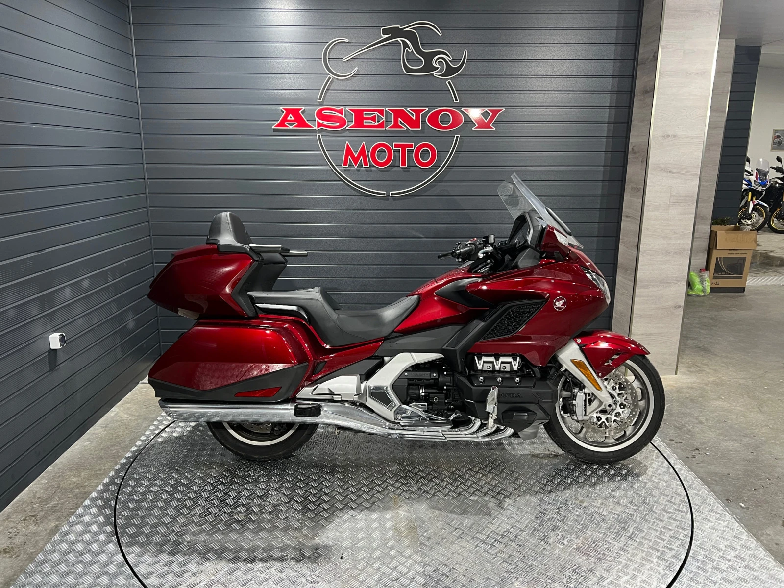 Honda Gold Wing RED STORM - изображение 8