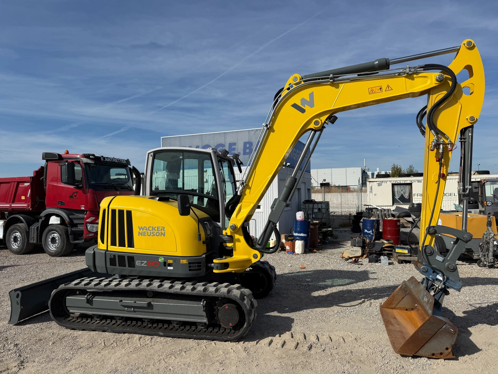 Багер Wacker Neuson EZ80, снимка 13 - Индустриална техника - 56583137