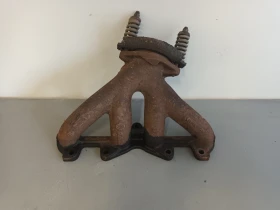 Изпускателен колектор рено туинго 1.2 бензин 