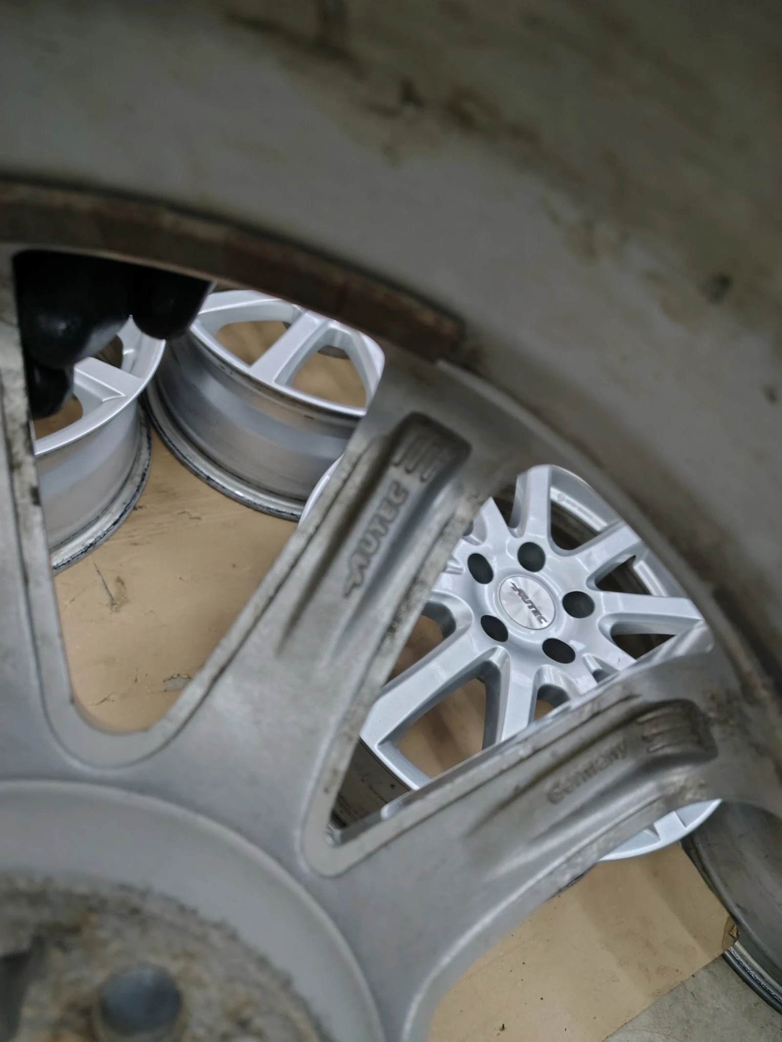 Джанти, снимка 3 - Гуми и джанти - 53806622