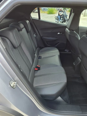 Peugeot 2008 1.5 HDI Allure Pack Avtomat Navi Virtual, снимка 14