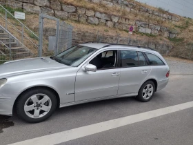 Mercedes-Benz E 220, снимка 3