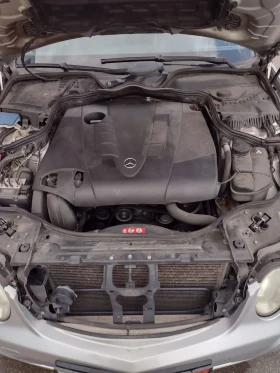 Mercedes-Benz E 220, снимка 9