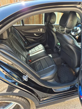 Mercedes-Benz E 220 2.2, снимка 11