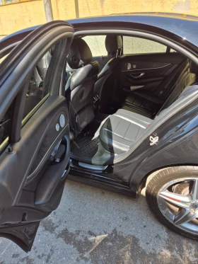 Mercedes-Benz E 220 2.2, снимка 16