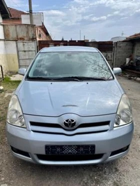 Toyota Corolla verso 2.2 D-4D 136.    | Mobile.bg    2