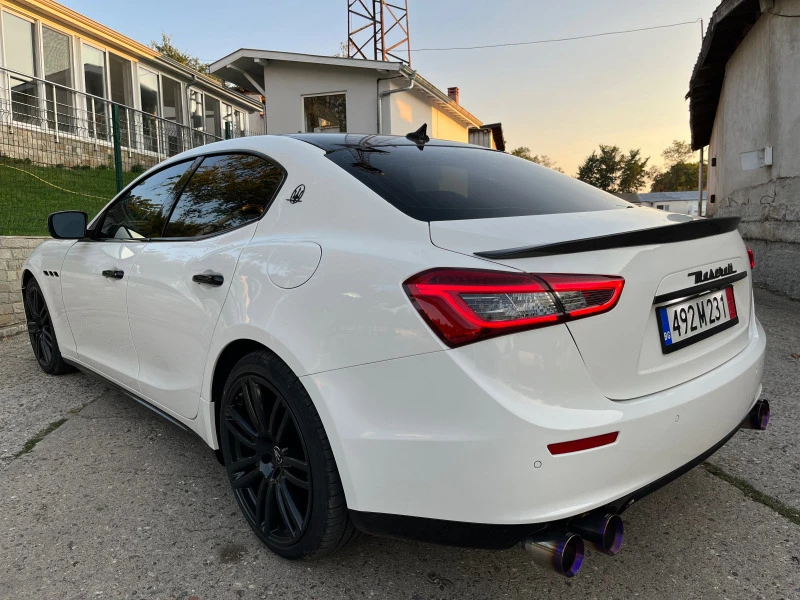 Maserati Ghibli SQ4* FULL* BiTurbo* V6* KeyLess, снимка 16 - Автомобили и джипове - 49185259