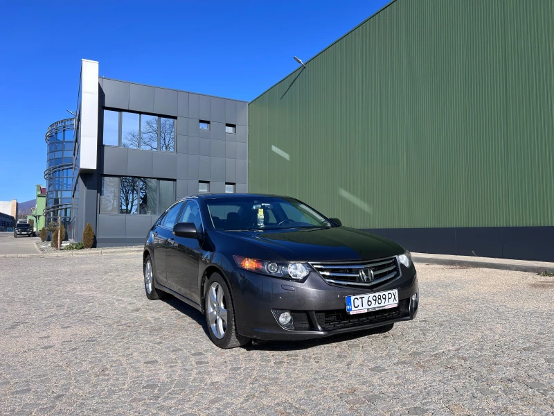 Honda Accord 2.4 Газ, снимка 3 - Автомобили и джипове - 48537805