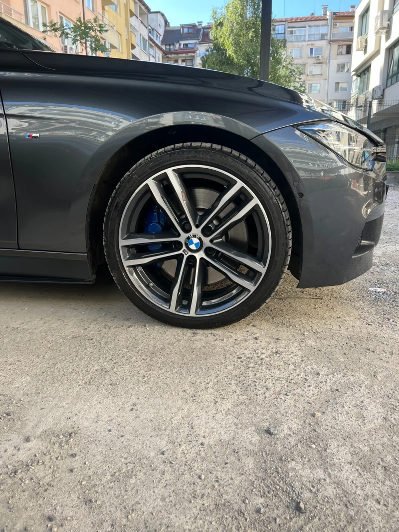 BMW 330 Xdrive / Shadow Line, снимка 3 - Автомобили и джипове - 47111823