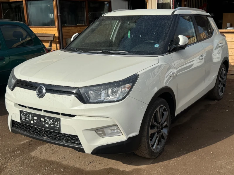 Ssang yong Tivoli 1.6 Bi-fuel GPL! , снимка 1 - Автомобили и джипове - 49506652