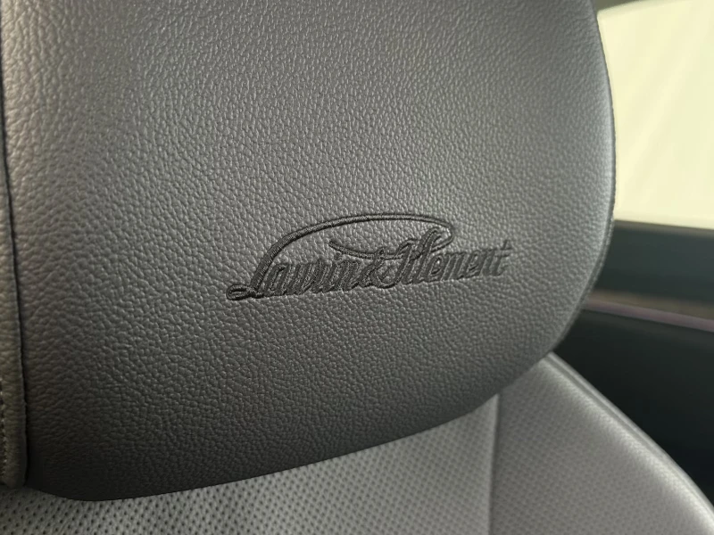 Skoda Superb 2.0TDI/193HP/MATRIX/HUD/TAW/L&K/ACC/360/CAM/692f, снимка 15 - Автомобили и джипове - 51592000