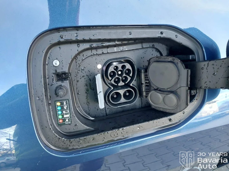 BMW iX 40 xDrive Sport, снимка 14 - Автомобили и джипове - 52833551