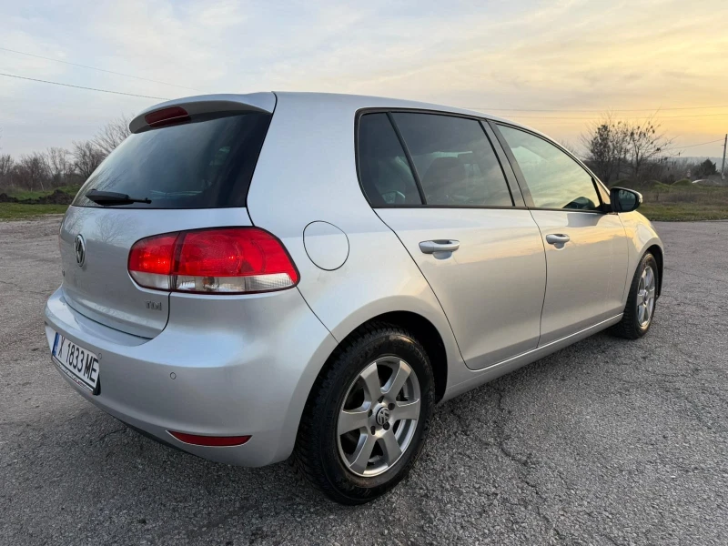 VW Golf 1.6TDI, снимка 5 - Автомобили и джипове - 52840010