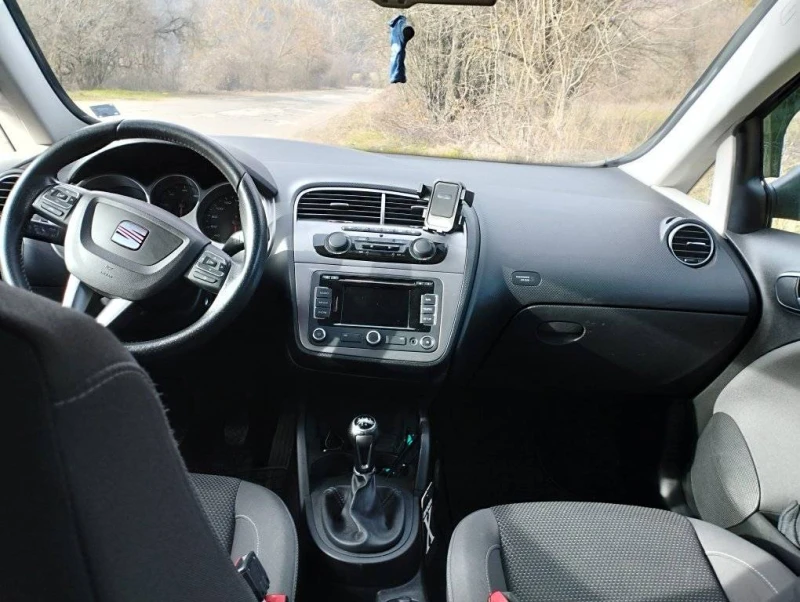 Seat Altea XL, снимка 5 - Автомобили и джипове - 52972945