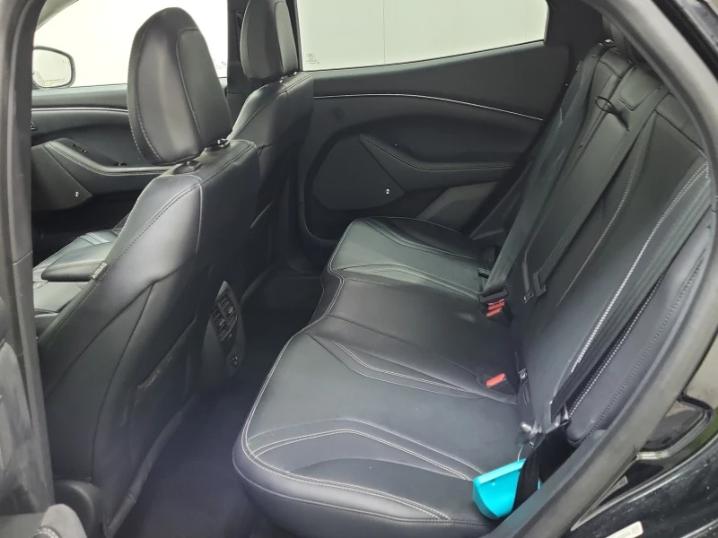 Ford Mustang Mach-E Premium, снимка 13 - Автомобили и джипове - 53232381