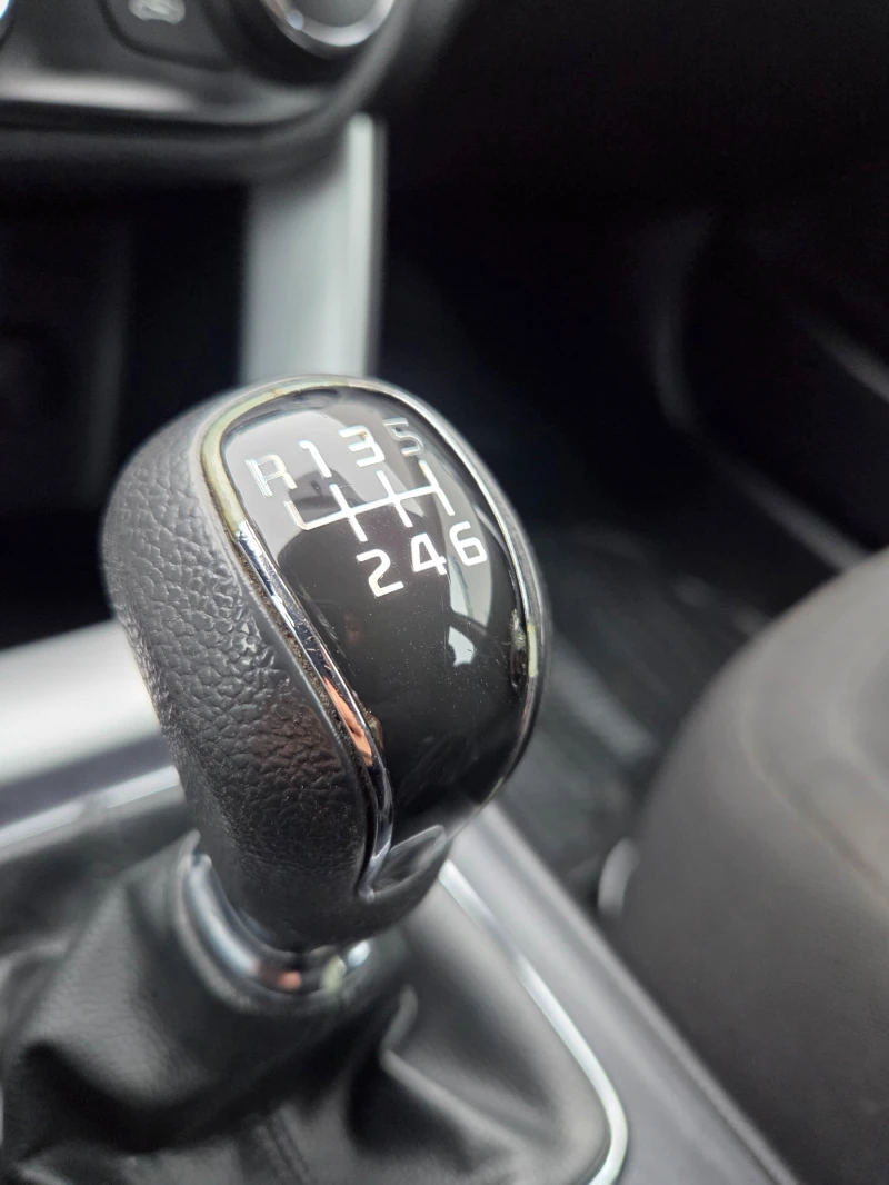 Kia Ceed 1.4CRDi , снимка 7 - Автомобили и джипове - 53324026